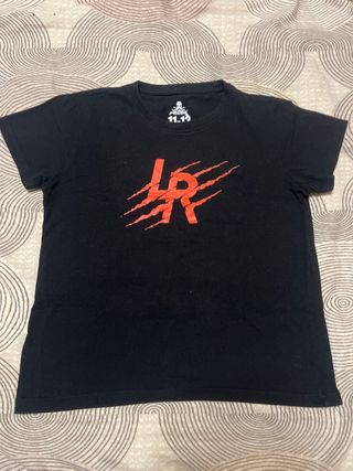 Camiseta diseño espalda marca Línea Recta de Álex.