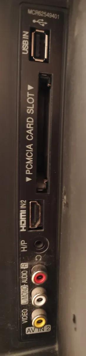 TV LG 42'' Modelo 42LD420 Negra