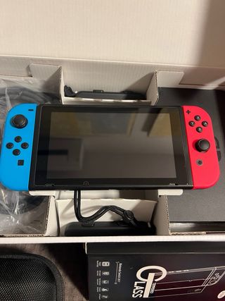 Nintendo Switch + Funda + Juego Sports