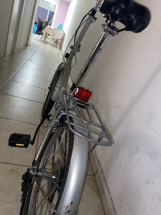 Bicicleta plegable plateada talla M