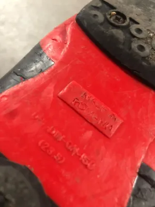 Botas de esquí Rossignol rojas