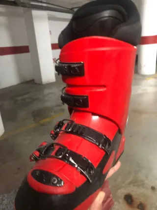 Botas de esquí Rossignol rojas