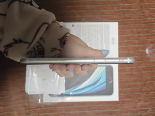 iPhone SE 2020 128GB Blanco