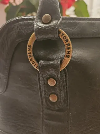 Bolso de cuero negro Torrens