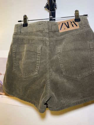 Falda pantalón Pana Zara - Verde Oliva - Talla XS