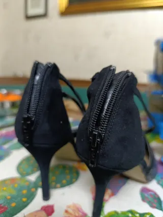 Zapatos de tacón Mary Paz negros talla 39