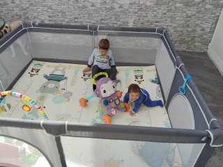Parque infantil acolchado 206x186cm incluye suelo