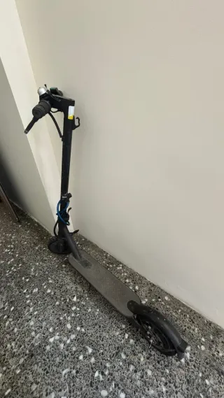 Patineta Eléctrica Negra