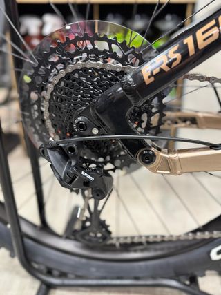 Bicicleta Eléctrica Corratec E-RS 160mm