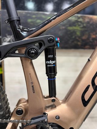 Bicicleta Eléctrica Corratec E-RS 160mm