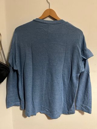 Jersey azul fino con volantes