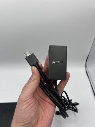 Nintendo Switch V1 completa + accesorios