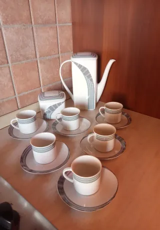 Servizio caffè 6 tazze, zuccheriera e caffettiera