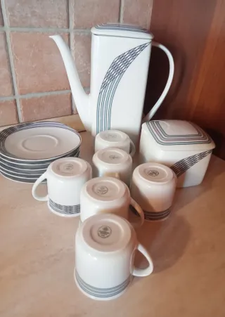 Servizio caffè 6 tazze, zuccheriera e caffettiera