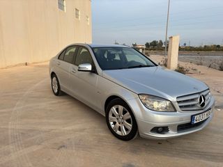 Mercedes-Benz Clase C 2011