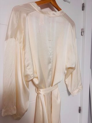 Bata de seda 100% de Intimissimi