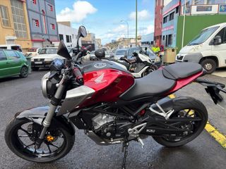 Honda CB 125 R - Impecable