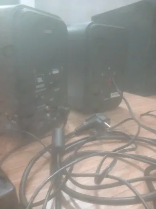 Altavoces JBL Control 2P