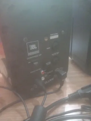 Altavoces JBL Control 2P