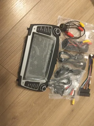 Pant Android TS7 GPS Hyundai TUCSON Carplay camara