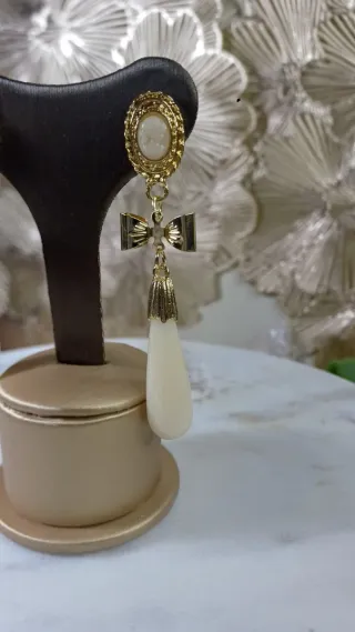 Pendientes Vintage Chapado Oro 18k Coral Blanco