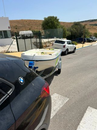 BARCA DE FIBRA + MOTOR MERCURY 15CV+ MOTOR EVINRUD