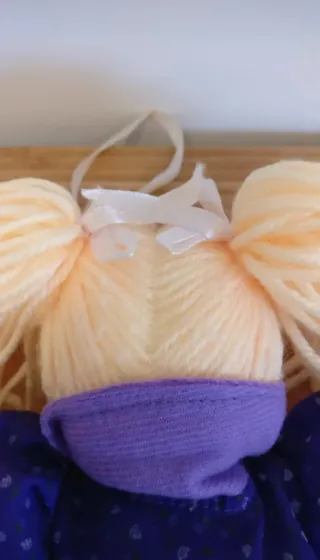 Boneca de Pano Decorativa – 31 cm | Pode Pendurar