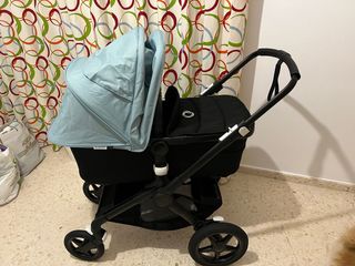 Carro Bugaboo Fox 2 Negro y capota azul celeste