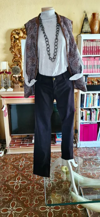 Pantalón pana Stradivarius Talla XXXL