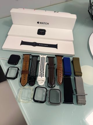 Apple Watch SE 44mm Negro con Correa Marrón