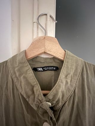 Mono verde militar Zara