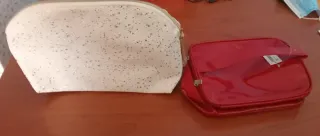 2 bolsas de aseo
