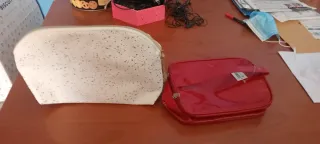 2 bolsas de aseo