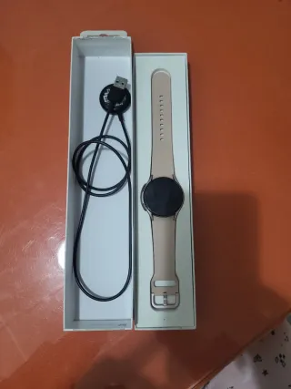 Samsung Galaxy Watch4 40mm BT Beige
