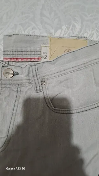 Pantalones vaqueros New Caro