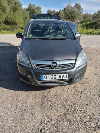 Opel Zafira 2011