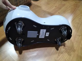 Correpasillos blanco y marron con luces LED