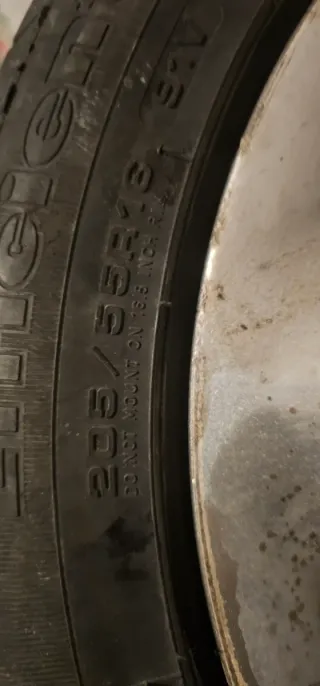 Ruedas con llantas de aluminio