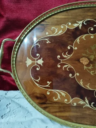 Vassoio vintage in legno e metallo