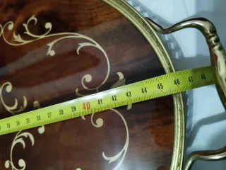 Vassoio vintage in legno e metallo