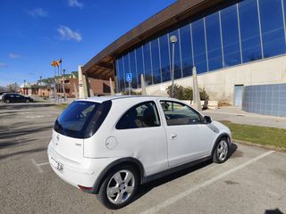 Opel Corsa 2005. Diesel Cdti 1.3. 158850 km