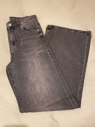 Pantalón vaquero C&A wide leg gris