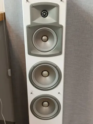 Altavoz Columna Yamaha NS-F350