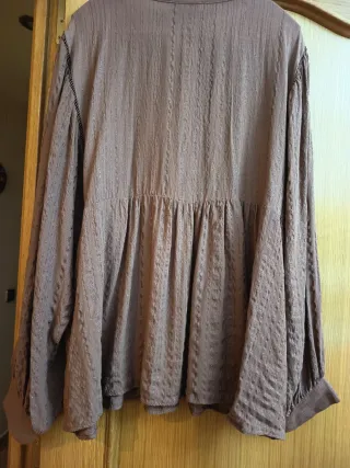 Blusa Fiorella Rubino Talla XL