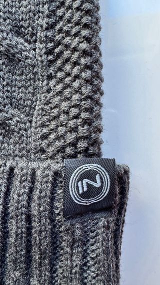 Gorro de lana gris Inside