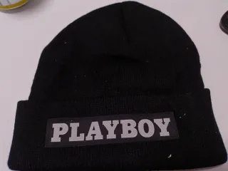 Gorro Playboy Negro es Nuevo estreno