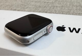 Apple Watch SE 1 40mm GPS + Cellular
