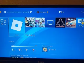 PS4 (PlayStation 4) + Mando y 3 Juegos