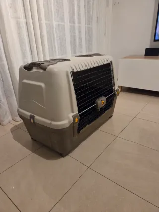 Transportín rígido para mascotas Skudocar