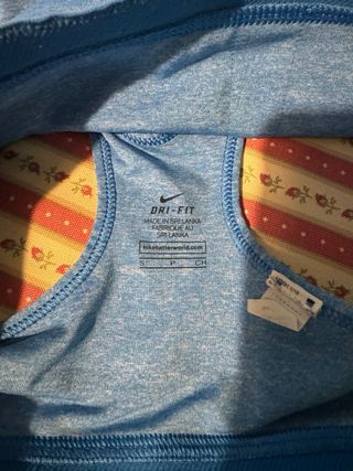 Top deportivo Nike Pro Talla S